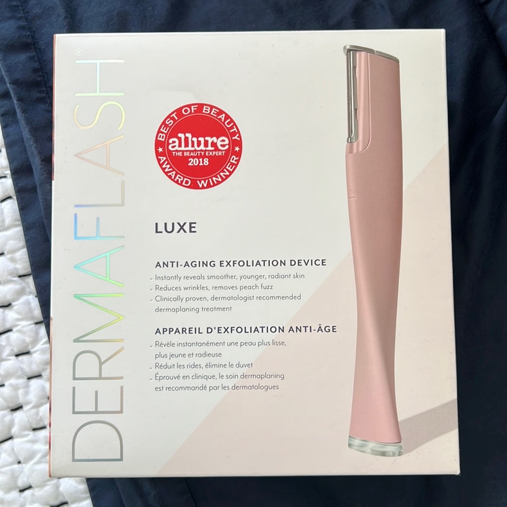 BNWT Dermaflash Luxe